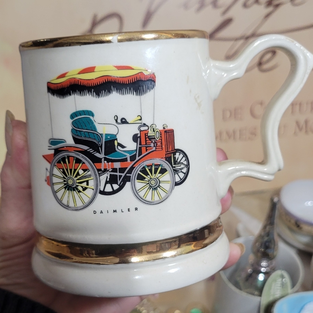 Vintage Daimler Mug with Gold Trim